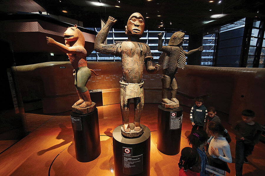 Art of the steal: European museums wrestle with returning African art -  CSMonitor.com